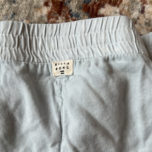 Billabong • Girls Pull On Jean Shorts - Picture 3 of 4